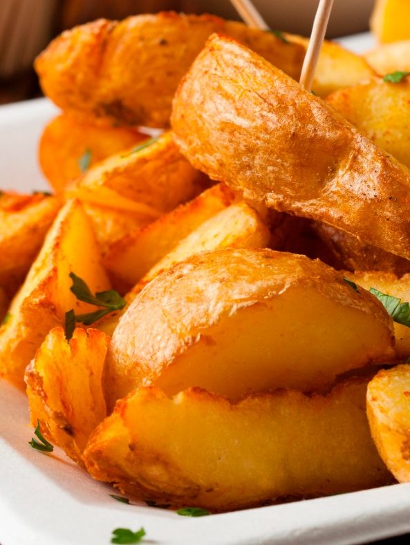 Plato de patatas bravas de Cafetería Patry